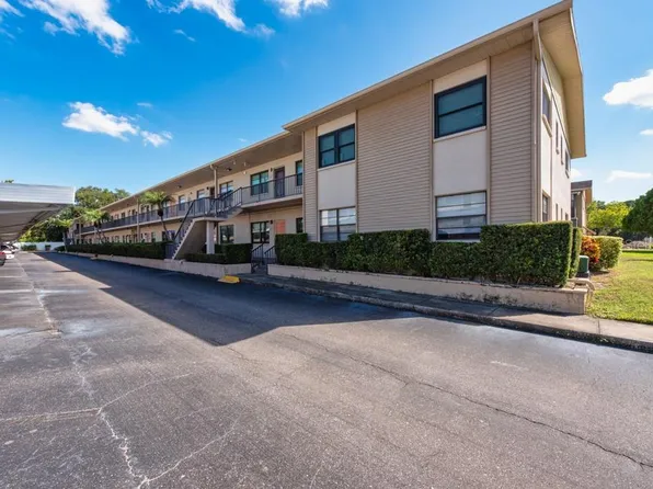 5967 Terrace Park Dr N Unit 107, Saint Petersburg, FL 33709