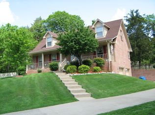 1333 N Shadowlawn Ct, Clarksville, TN 37040