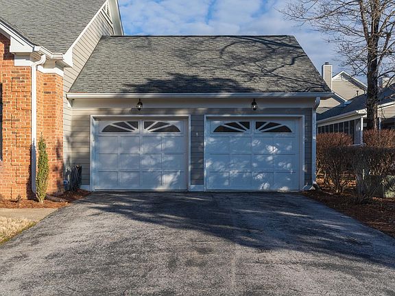 2nd image of 1205 Constitution Dr