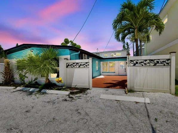 14906 N Bayshore Dr, Madeira Beach, FL 33708