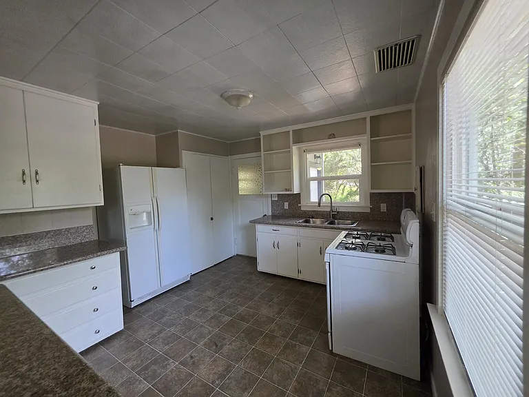 16619 Old Stagecoach Rd — Photo 10