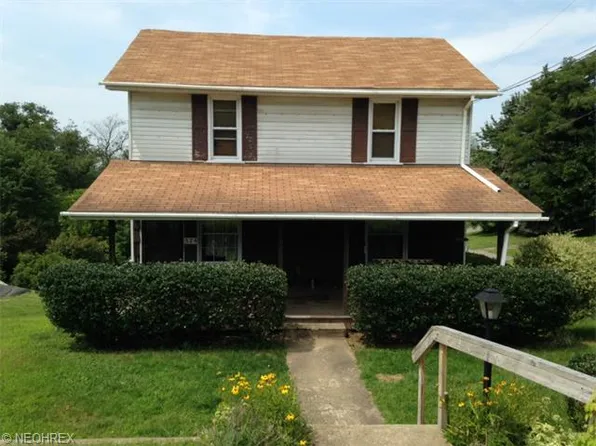 524 Henry St, East Liverpool, OH 43920
