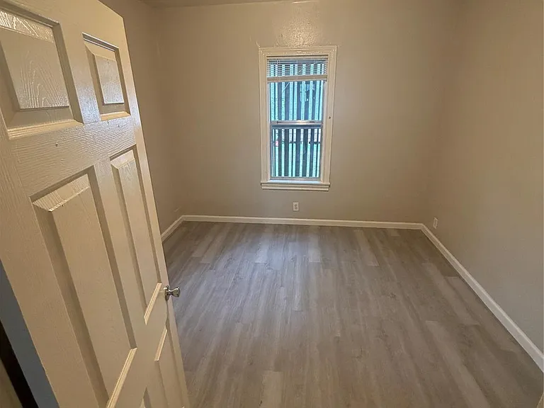 330 Gordy Rd — Photo 6