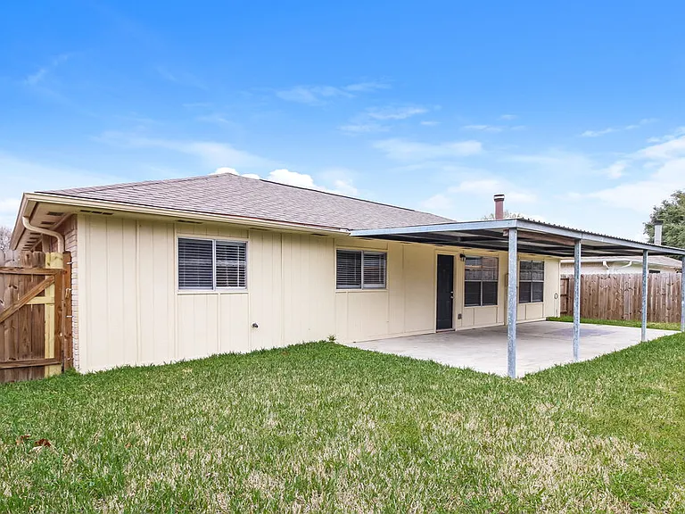 9938 Shell Rock Rd — Photo 13