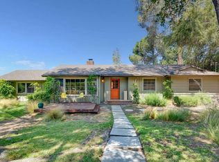 1805 Kinneloa Canyon Rd, Pasadena, CA 91107