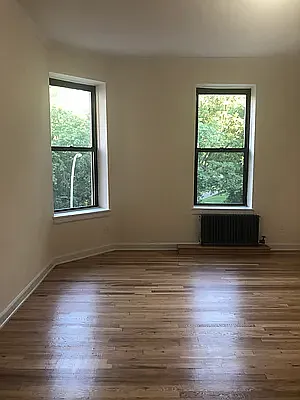 Rented by Buchbinder & Warren | media 4