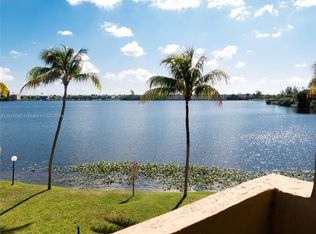 15969 NW 64th Ave APT 312, Miami Lakes, FL 33014