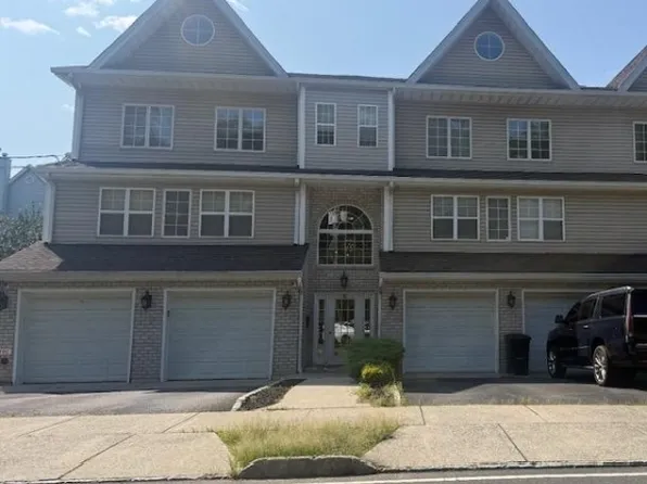 20 Mountain Ave #4, Paterson City, NJ 07501