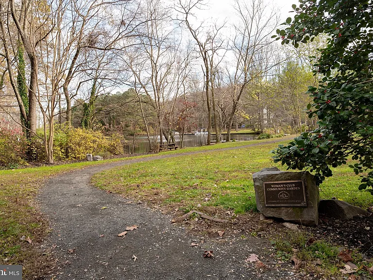 3606 Pinetree Ter — Photo 58