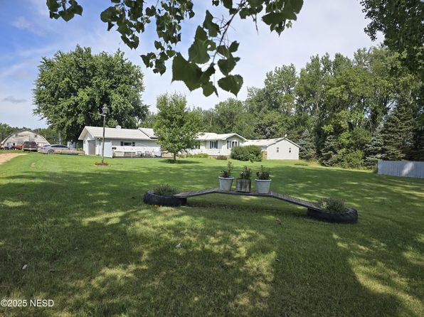 17893 471st Ave, Clear Lake, SD 57226