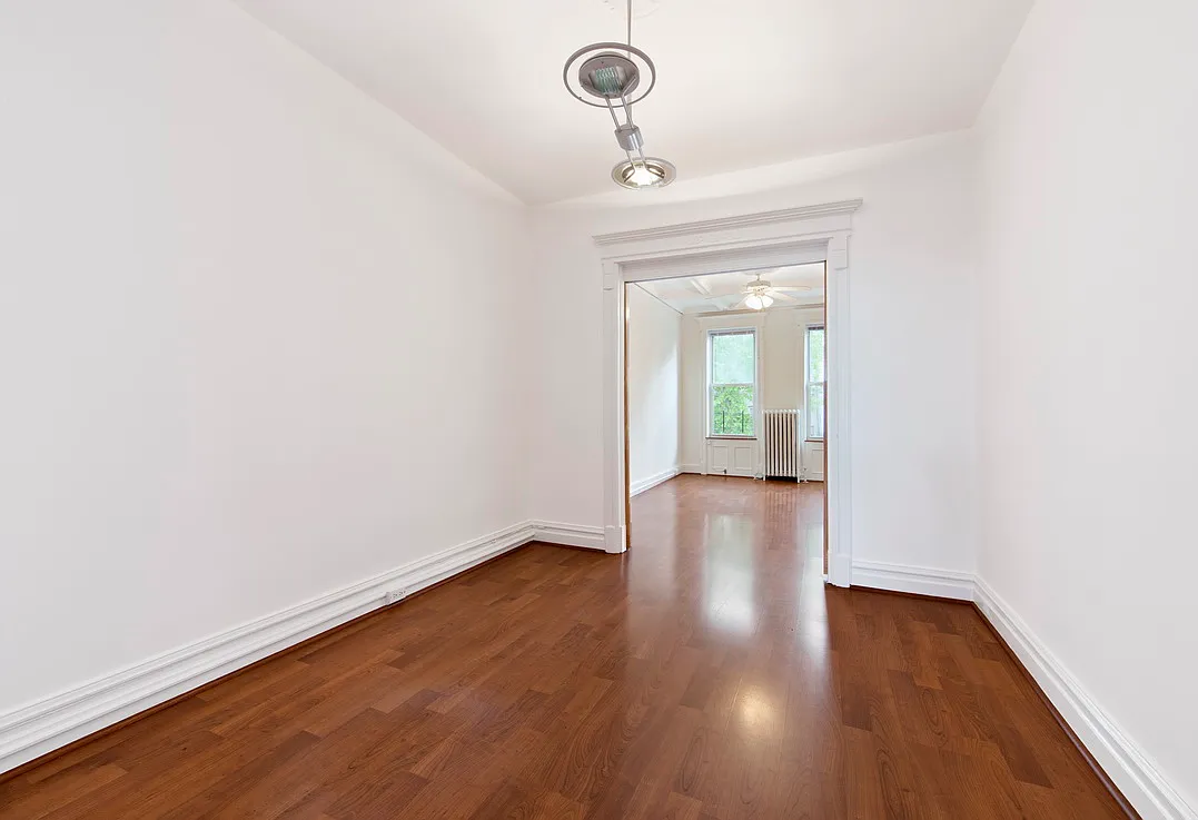 458 Senator Street — Photo 4