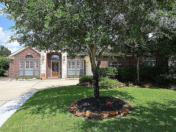 3rd image of 16811 Ivy Wild Ln