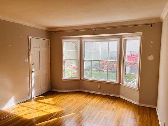 3rd image of 221 S Elm Dr #3/4