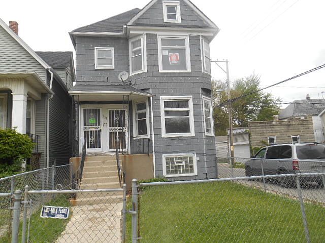 1st image of 5218 W Race Ave
