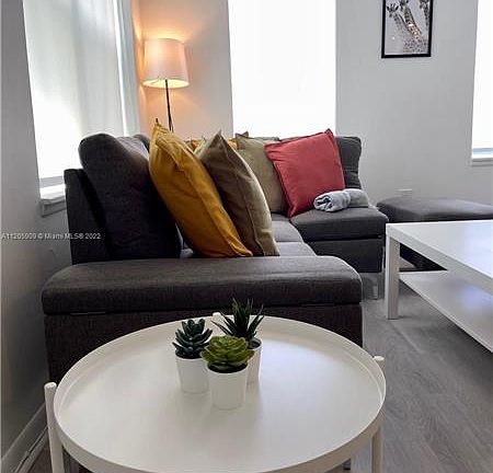 4th image of 1244 Pennsylvania Ave APT 207