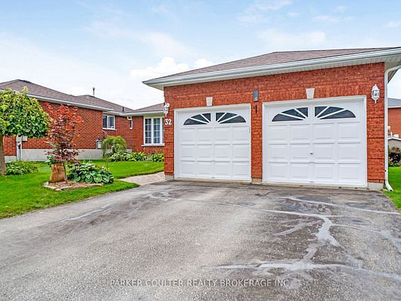 2nd image of 32 Carter Cres
