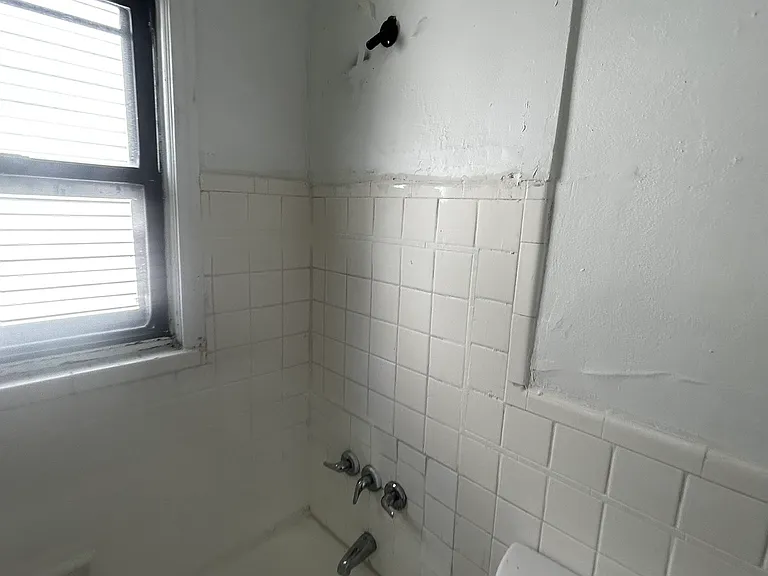 5600 Gatesworth Ave — Photo 18