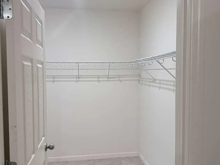 609 Concha St NW — Photo 17