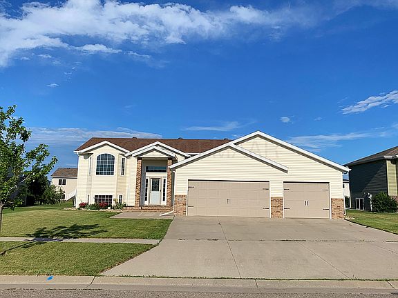 2nd image of 4523 Sunrise Dr