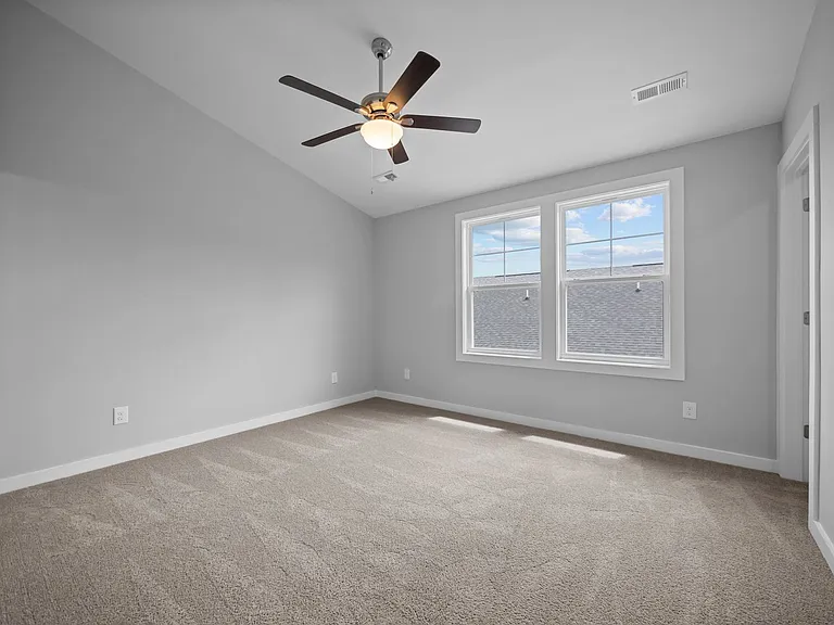 302 Starfish Ln — Photo 29