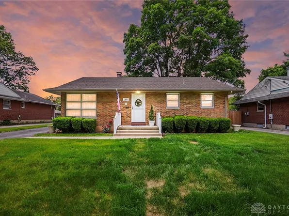 1453 Allanwood Ln, Dayton, OH 45432