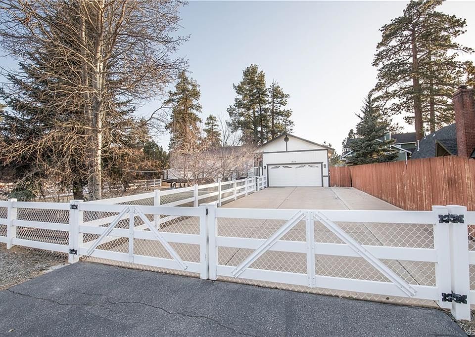 1st image of 1604 Malabar Way
