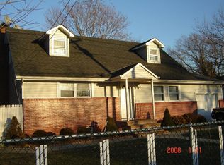 93 S 31st St, Wyandanch, NY 11798