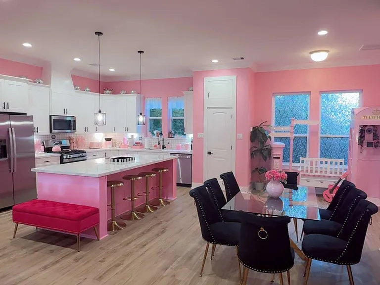 2513 Briley St — Photo 1