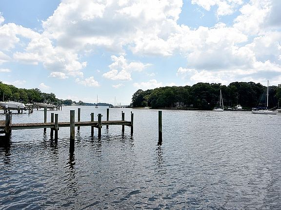 2nd image of 361 South Dr