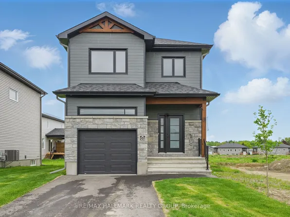 319 Zakari St, Casselman, ON K0A 1M0