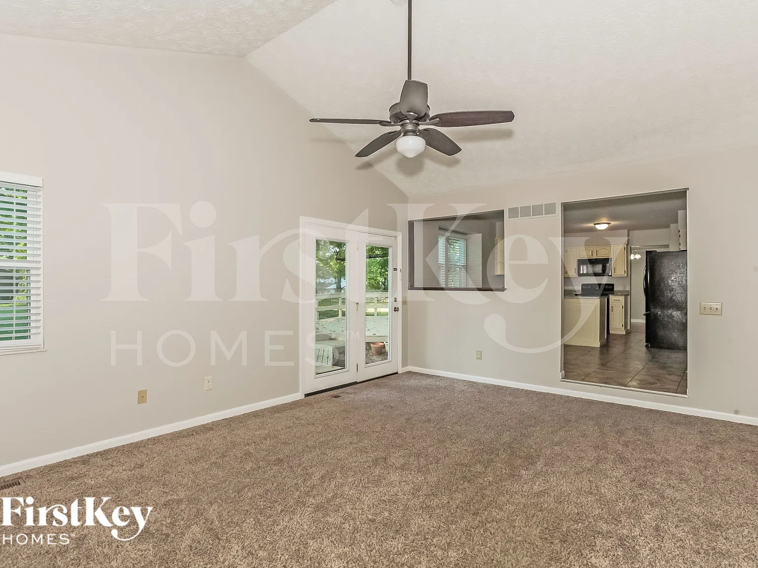 4 bed, 3.0 bath, 2564 sqft, $3,245 — Photo 4