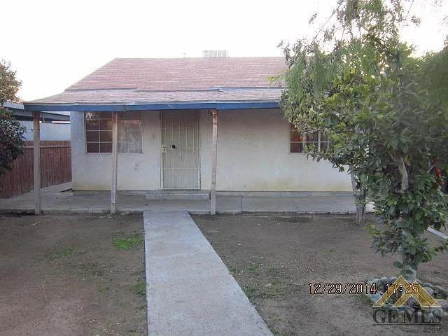 1519 Lake St photo 1