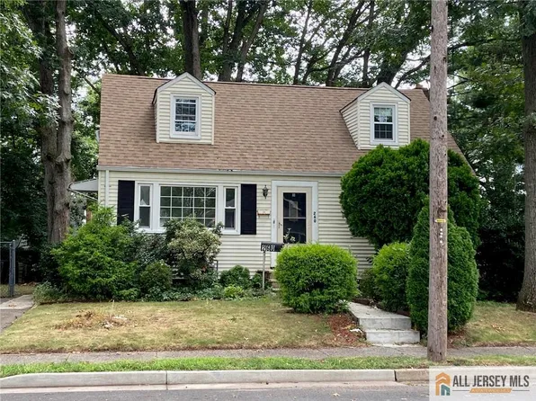 260 Merchants Ave, South Plainfield, NJ 07080
