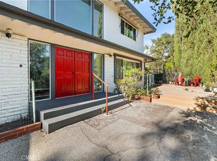 11944 Briarvale Ln, Studio City, CA 91604