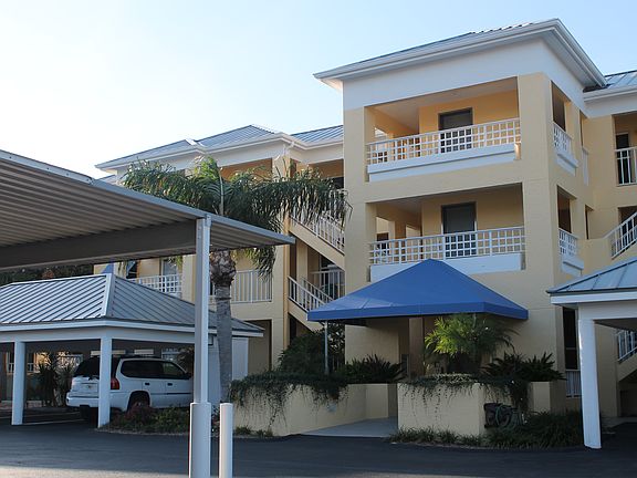 941-475-6470
Main Entrance