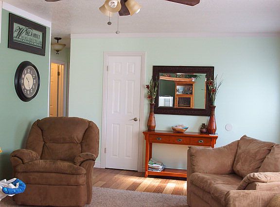 5th image of 815 Davidson Dr