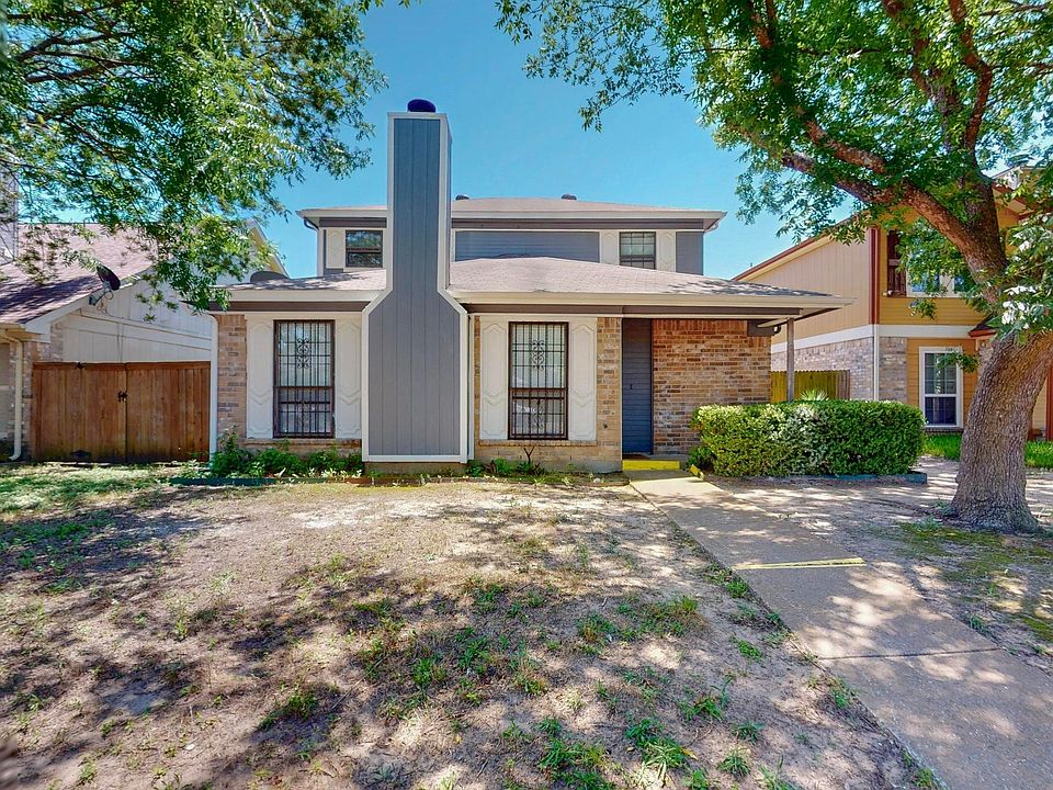 1st image of 10320 Wood Heights Dr