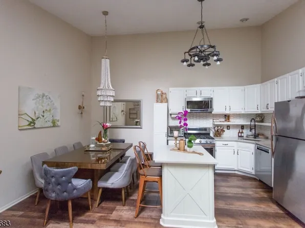 3912 Graham Ct, Bridgewater Twp., NJ 08807