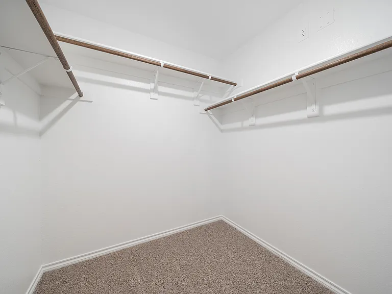 729 Orchid Way — Photo 18