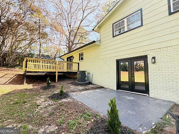 3rd image of 7367 Rountree Dr