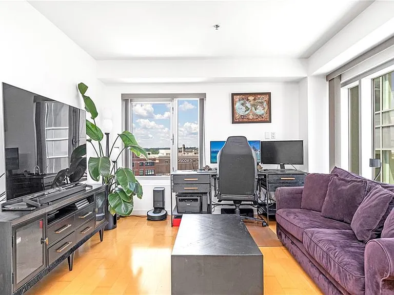 200 Exchange St #1112 — Photo 9