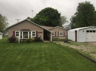 328 Cortland St, Lapaz, IN 46537