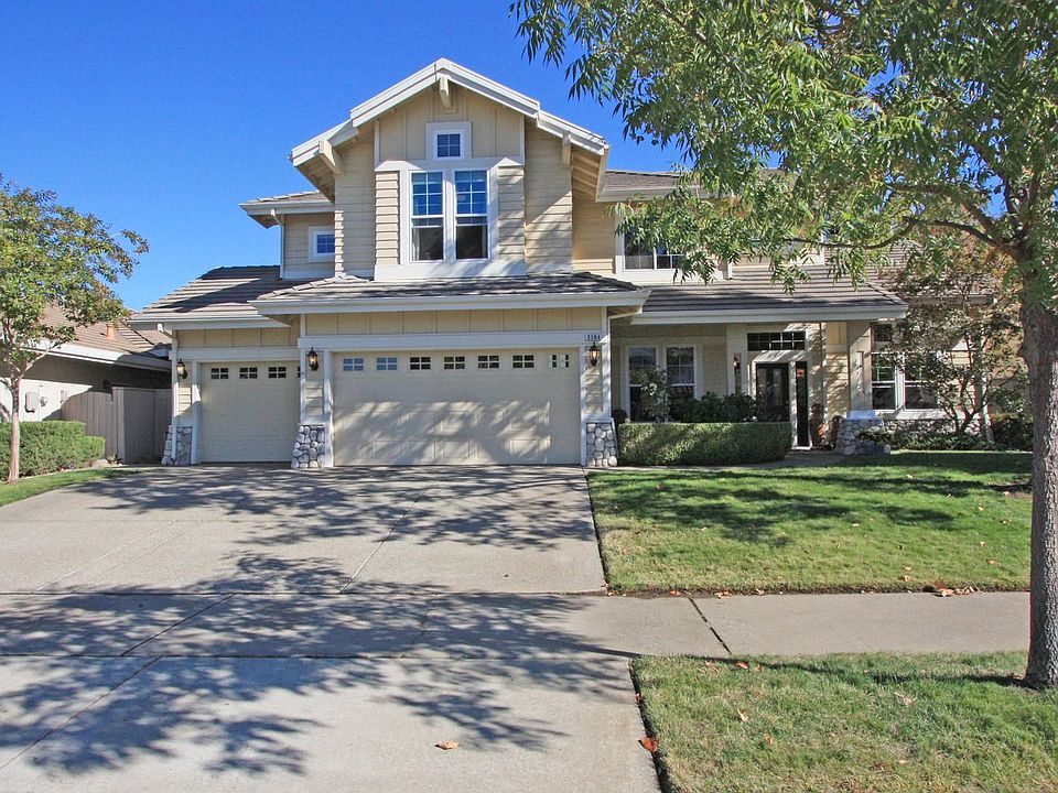 1st image of 2104 Heritage Dr