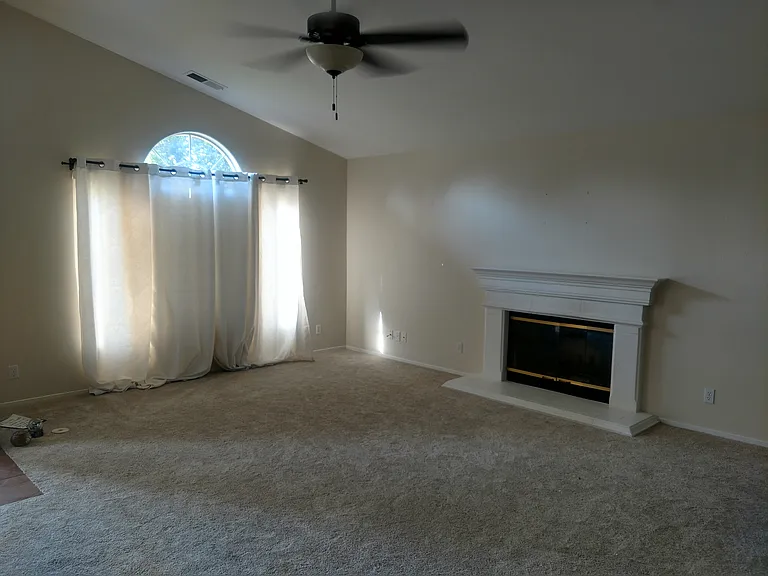 1584 Fallbrook Ave — Photo 6