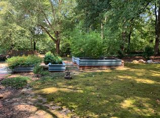 99 Dripping Rock Trl, Acworth, GA 30101