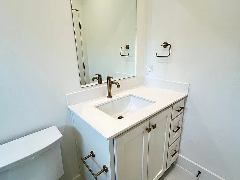 3303 Homer St — Photo 31