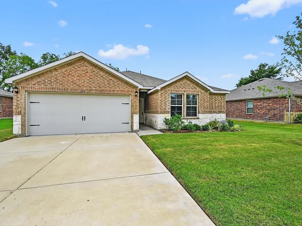414 Goliad Dr, Sherman, TX 75090