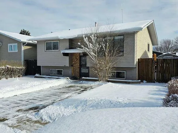 23 N Strong Ave SE, Medicine Hat, AB T1B 3E8