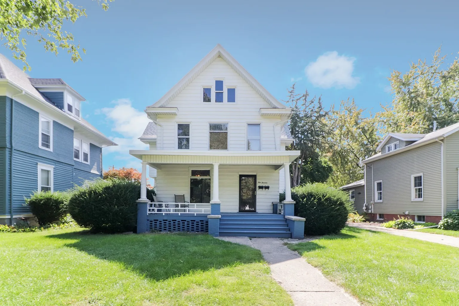 513 E Chestnut St photo 1