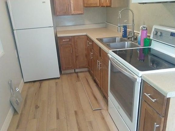 2nd image of 2901 Gaylord Ave